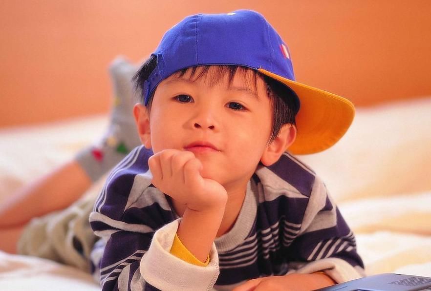 怎么给男孩起名字？免费起名字男孩需要注意哪些原则